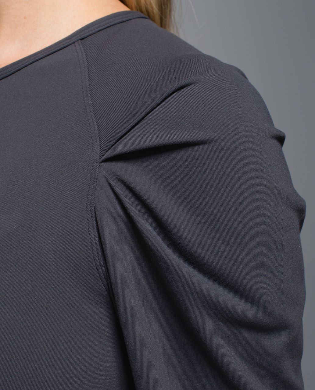 Lululemon Lab City Pullover - Soot