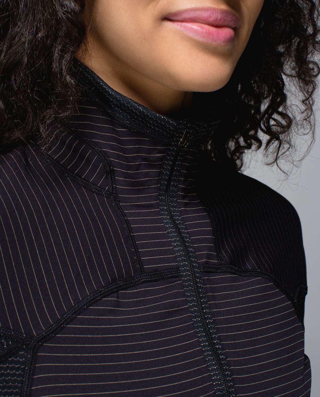 Lululemon Run For Gold 1/2 Zip - Black