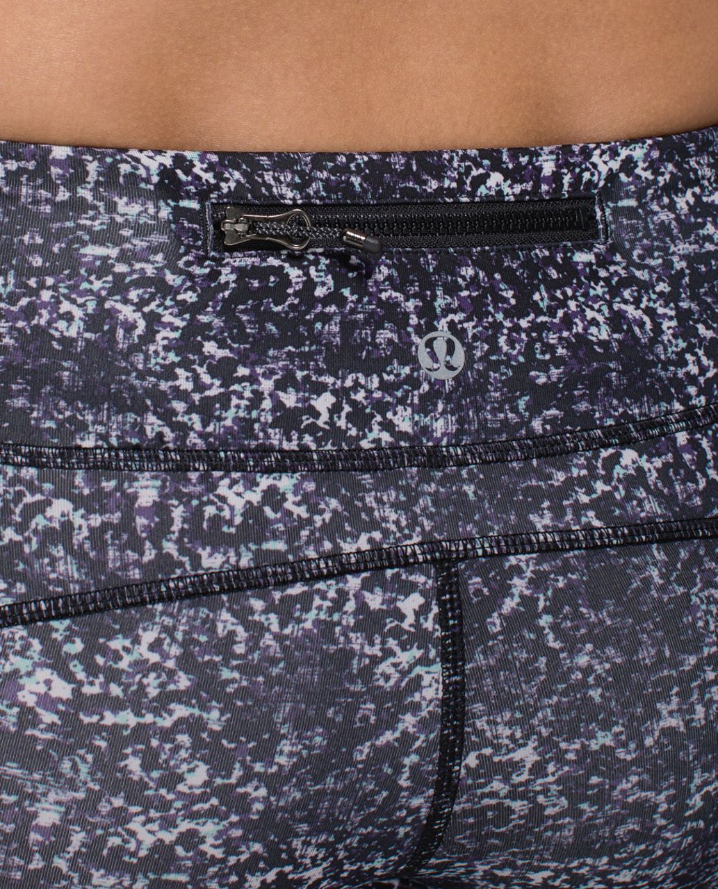 Lululemon Illumina Crop *Print - Rocky Road Sand Dune Ground / Black