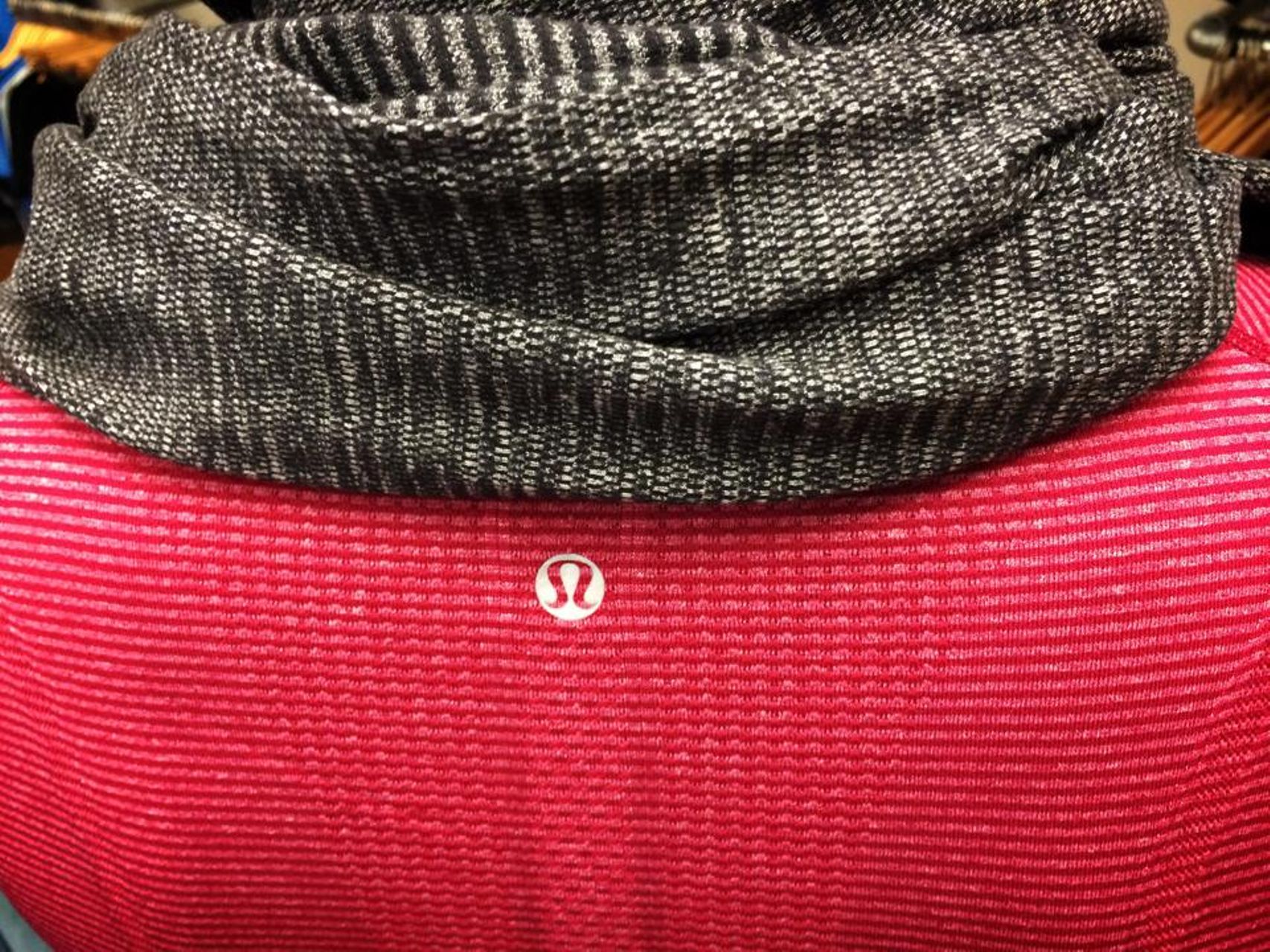 Lululemon Vinyasa Scarf - Mini Check Pique Black Pique 