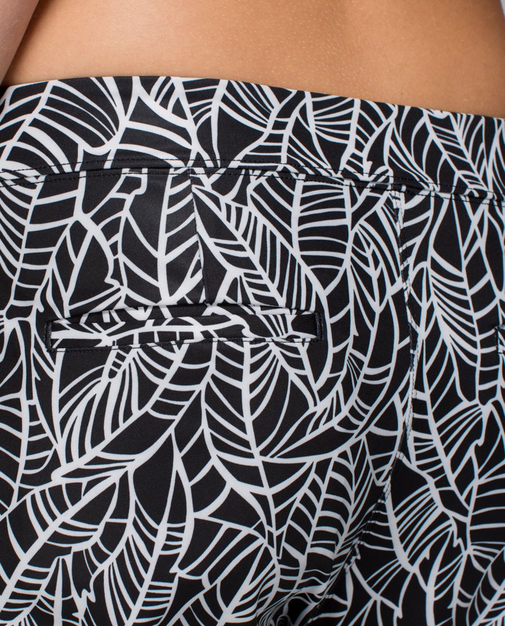 Lululemon Jet Crop *Print - Pretty Palm Black Angel Wing