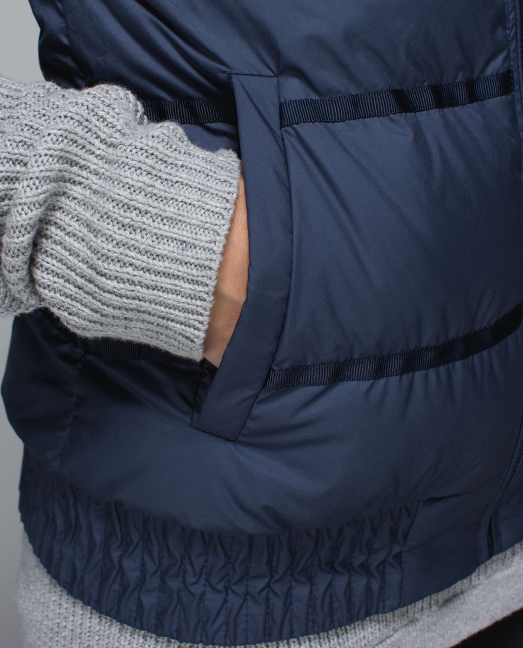 Lululemon Chilly Chill Puffy Vest - Inkwell / Exploded Sashico Star Inkwell Ghost