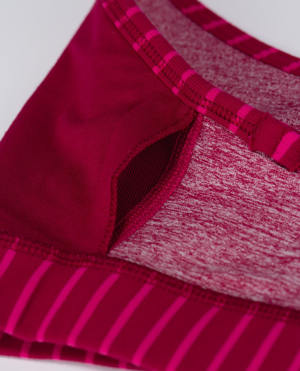 Lululemon Flow Y Sports Bra Kanto Stripe Wine Berry Black/Bon Bon