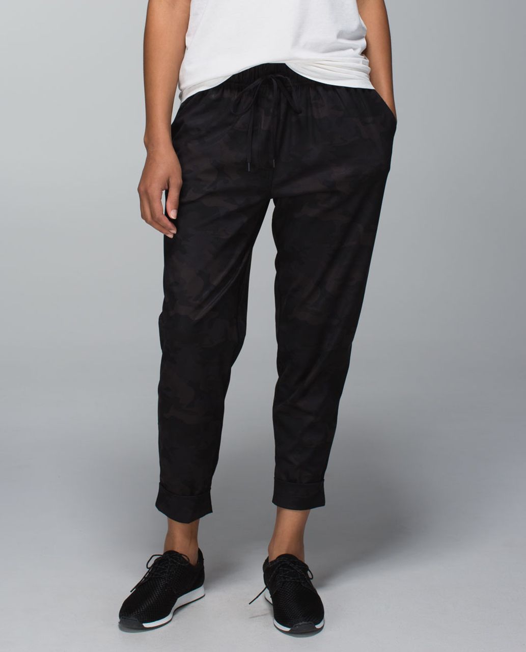 Lululemon Jet Crop *Luon (Slim) - Dottie Dash Grain Black - lulu