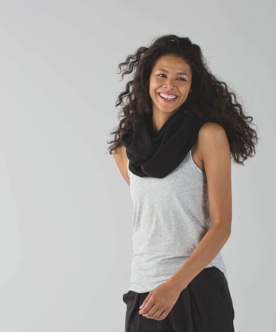 Lululemon Heart Opener Scarf *Cotton - Black