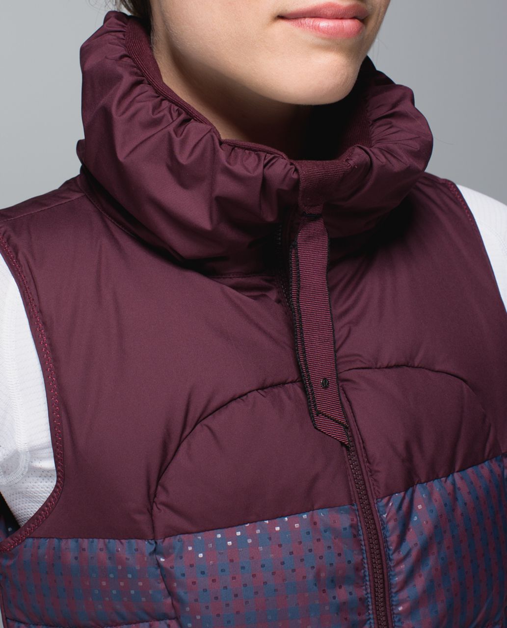 Lululemon Fluffin Awesome Vest - Gin Gin Gingham Embossed Inkwell Bordeaux Drama / Bordeaux Drama