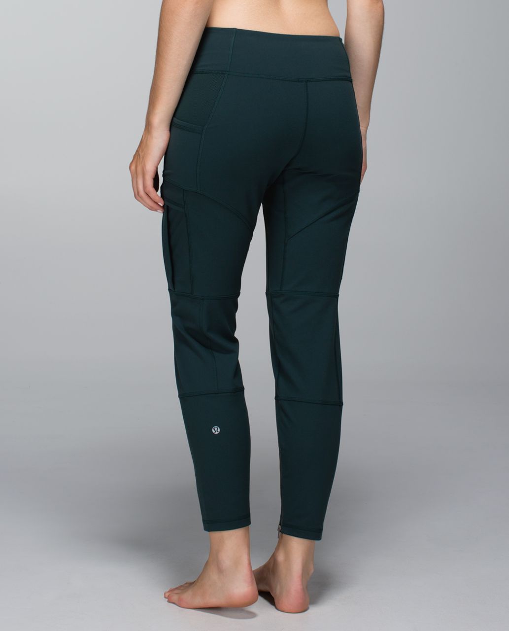 Lululemon Om & Roam Untight Tight - Fuel Green