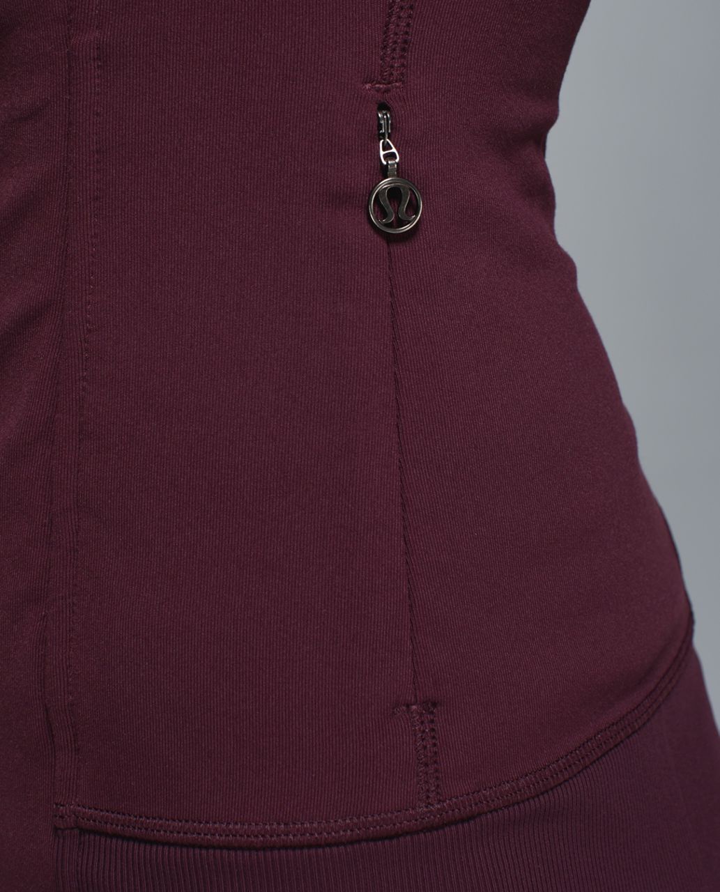 Lululemon Bhakti Yoga Jacket - Bordeaux Drama