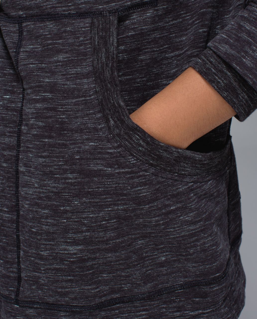 Lululemon Find Your Centre Wrap - Heathered Marled Black / Black