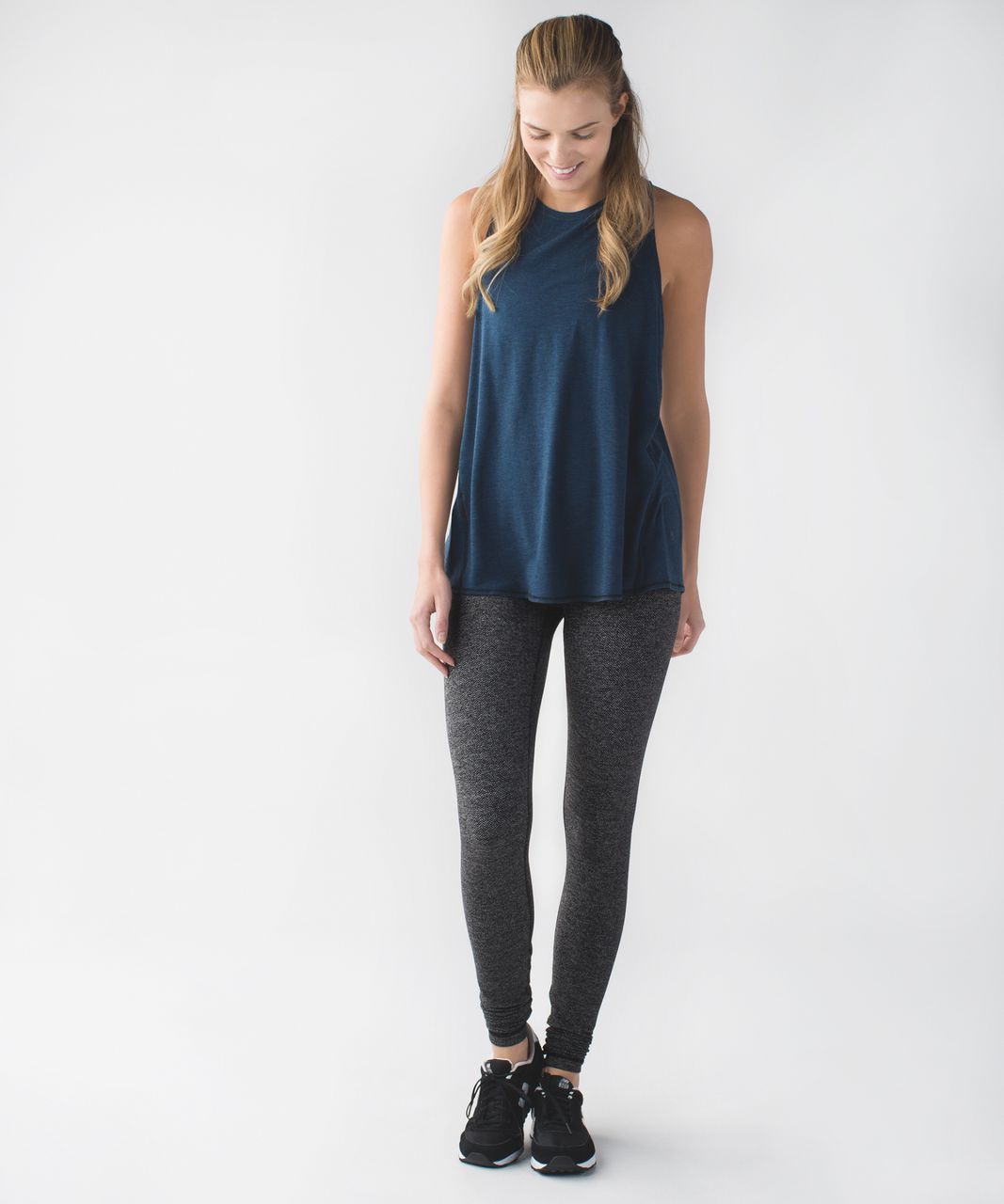 Fit question for Lululemon Wunder Under leggings in Giant Herringbone : r/ lululemon