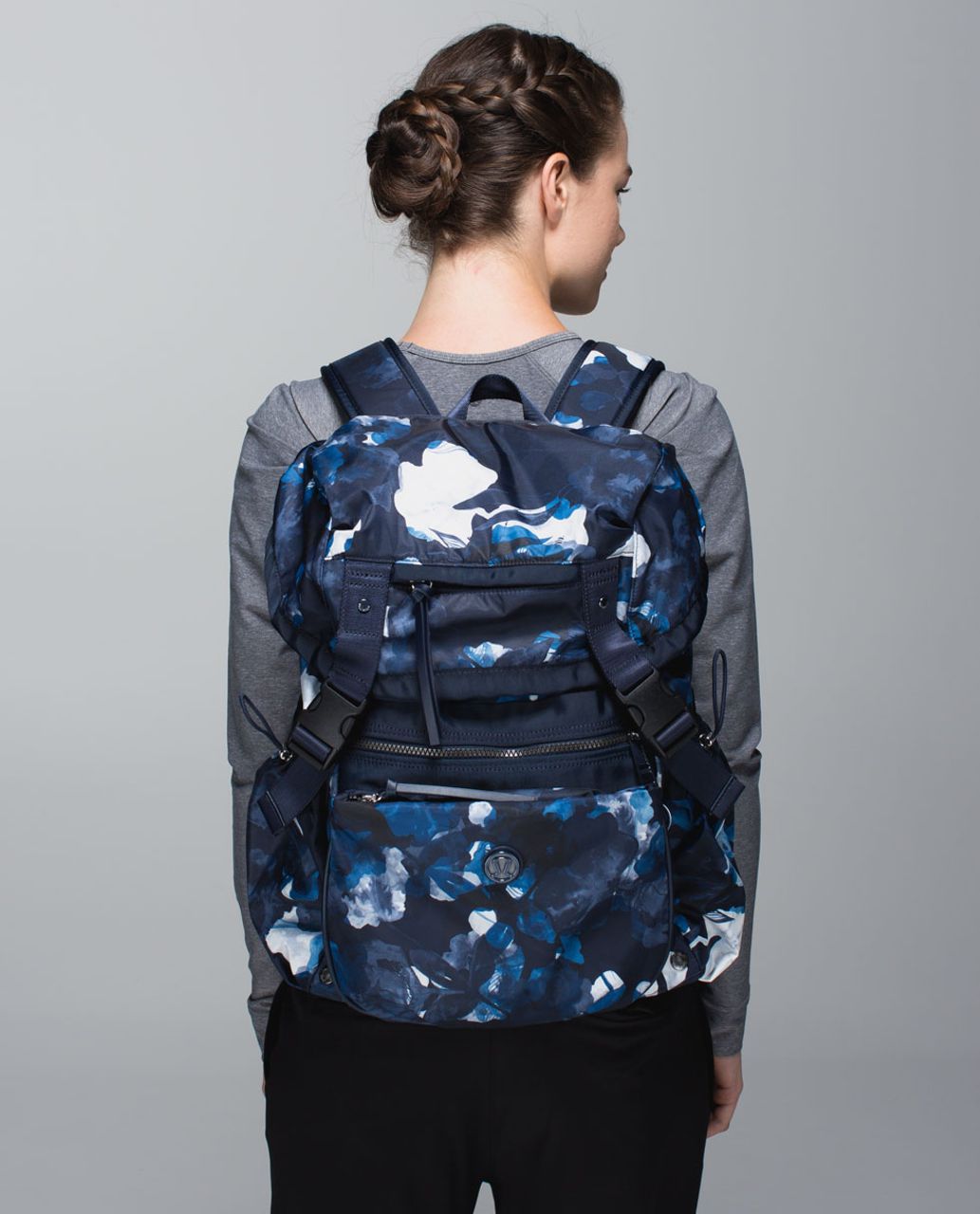 Lululemon Travelling Yogini Rucksack - Inky Floral Inkwell Blue Calm / Inkwell