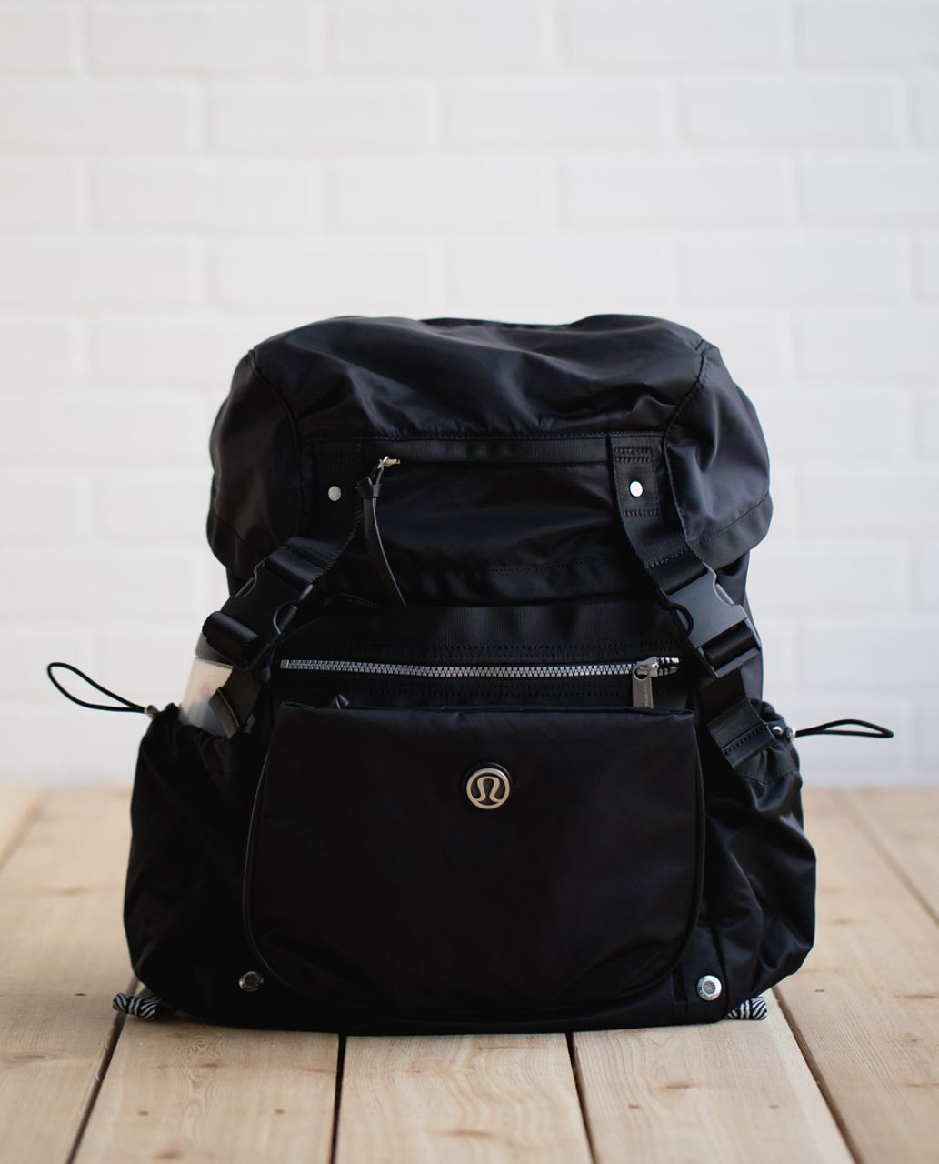 Lululemon Travelling Yogini Rucksack - Black (Second Release)