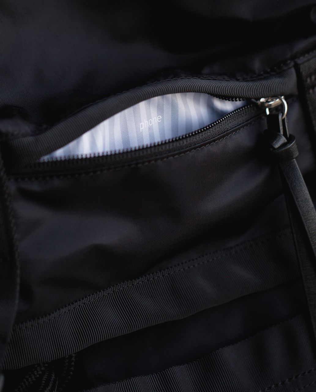 Lululemon Travelling Yogini Rucksack - Black (Second Release)