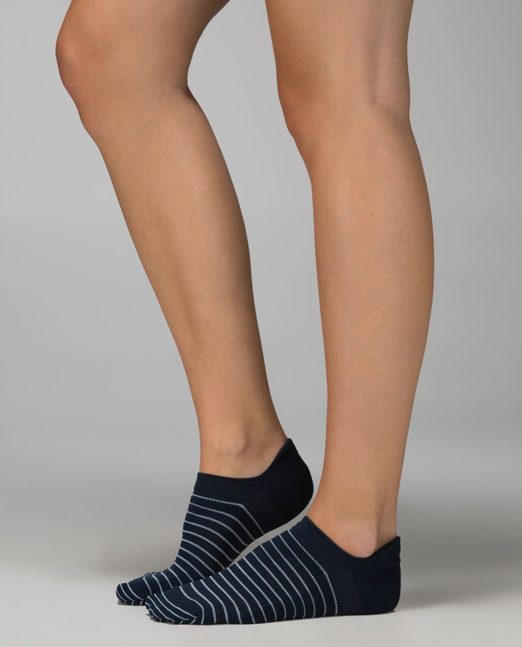 Lululemon Women's Ultimate No Show Run Sock *Ergo Toes - 2x8 Stripe Inkwell