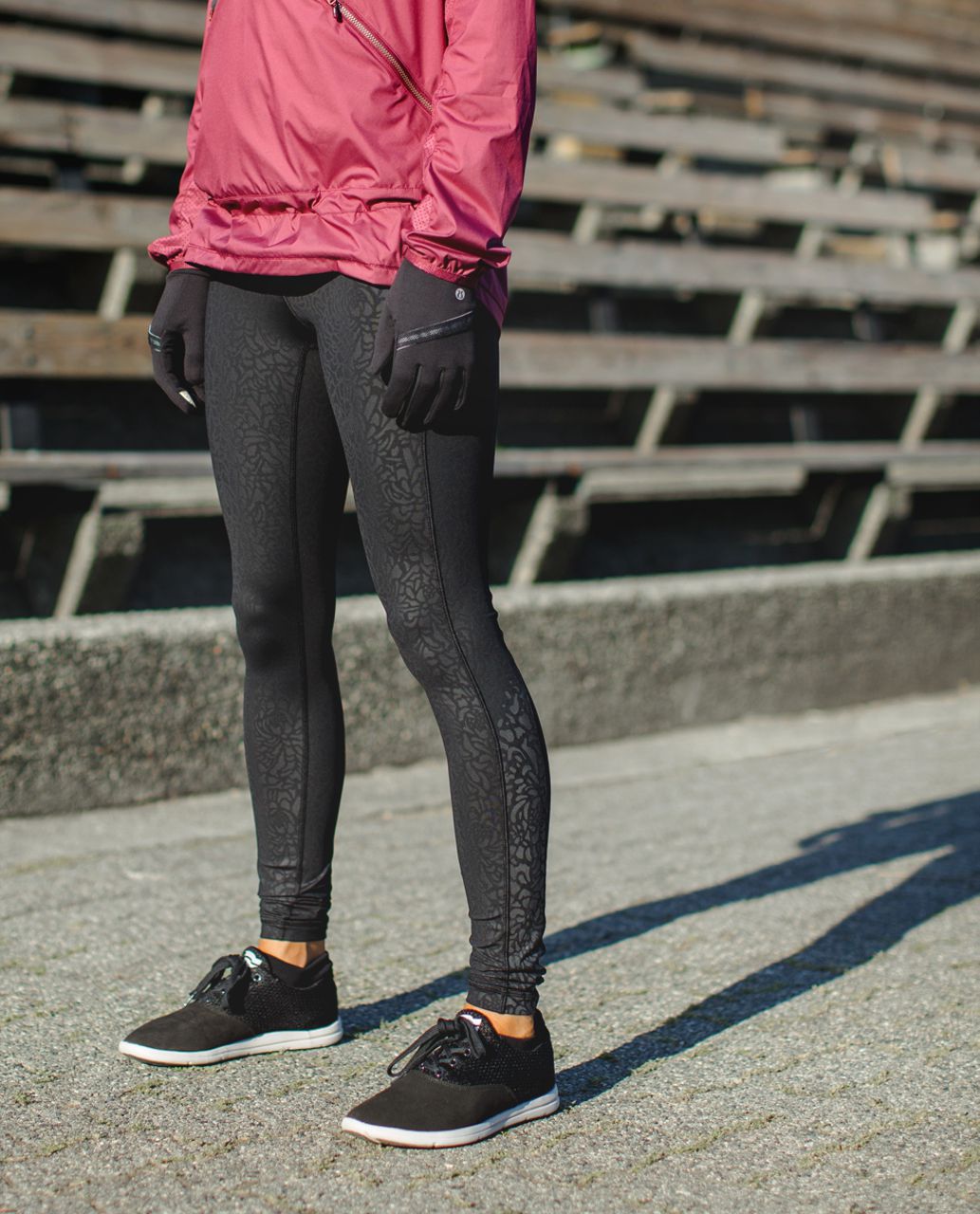 Lululemon Speed Tight V - Strive Multi Black - lulu fanatics