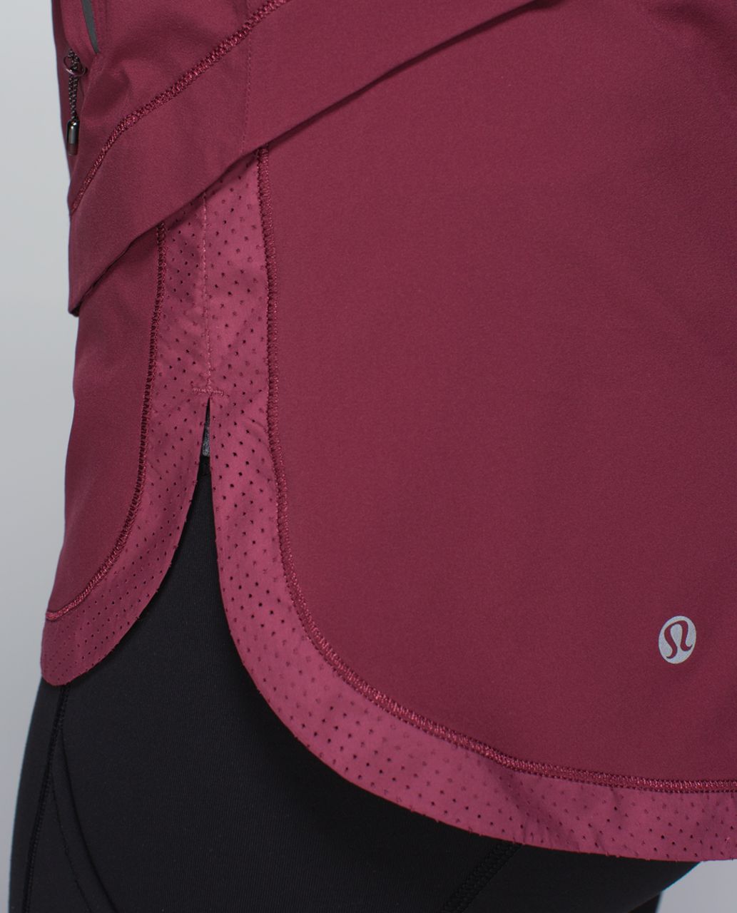 Lululemon Rain Runner Jacket - Rust Berry