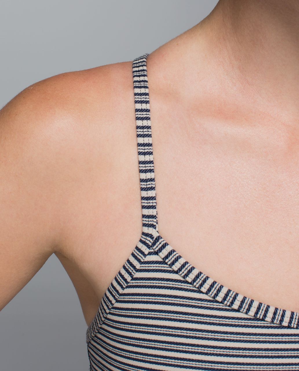 Lululemon Flow Y Bra IV - Pine Stripe Inkwell Mojave Tan / White / Heathered Inkwell