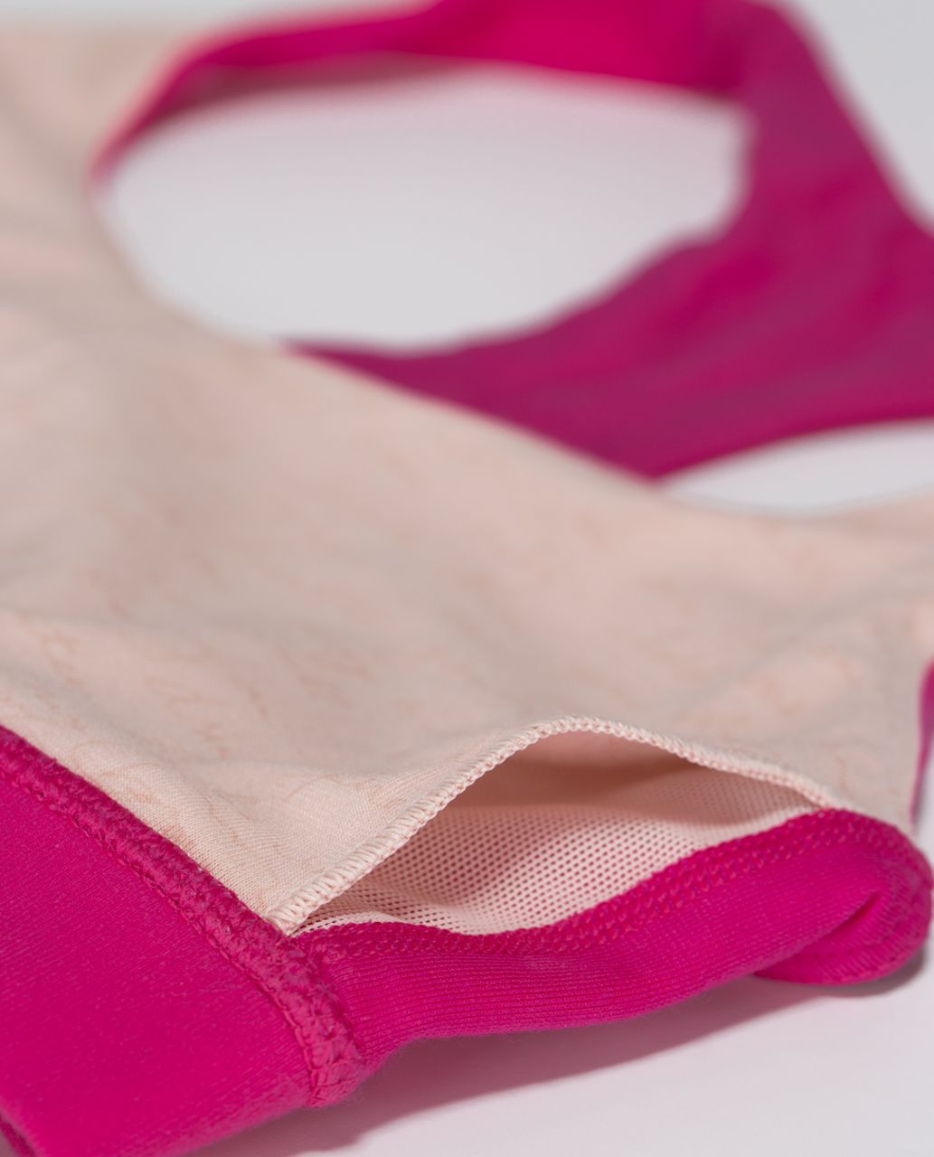 Lululemon 50 Rep Bra - Jewelled Magenta