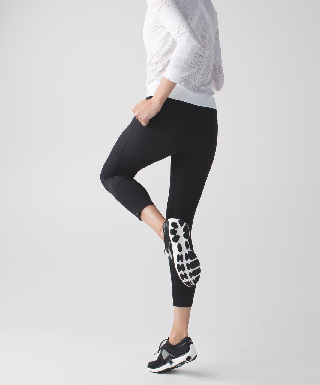 Lululemon Rebel Runner Crop - Black