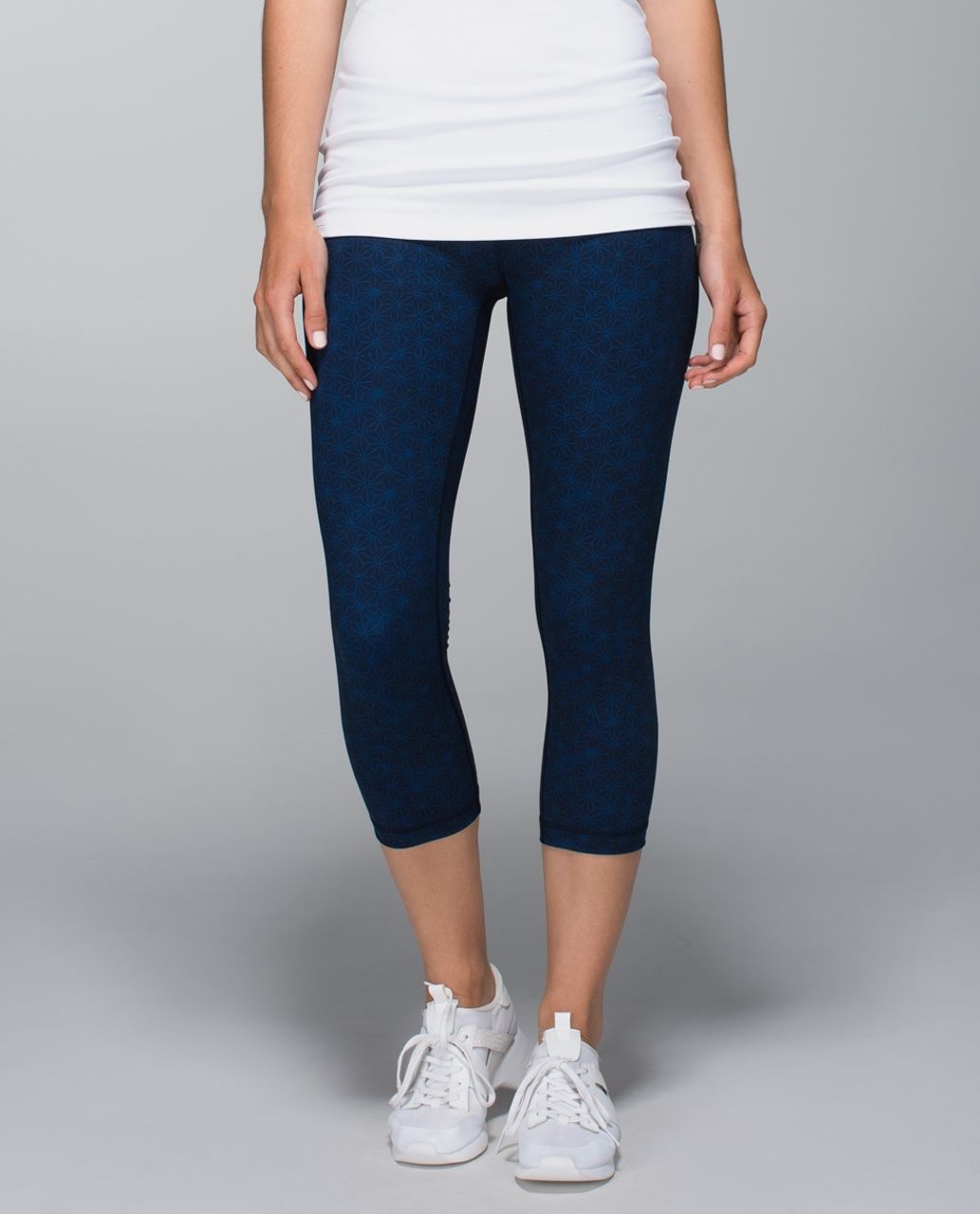 Lululemon Wunder Under Crop II *Full-On Luon (Print) - Sashico Star Inkwell Rugged Blue / Sashico Cross Inkwell Rugged Blue