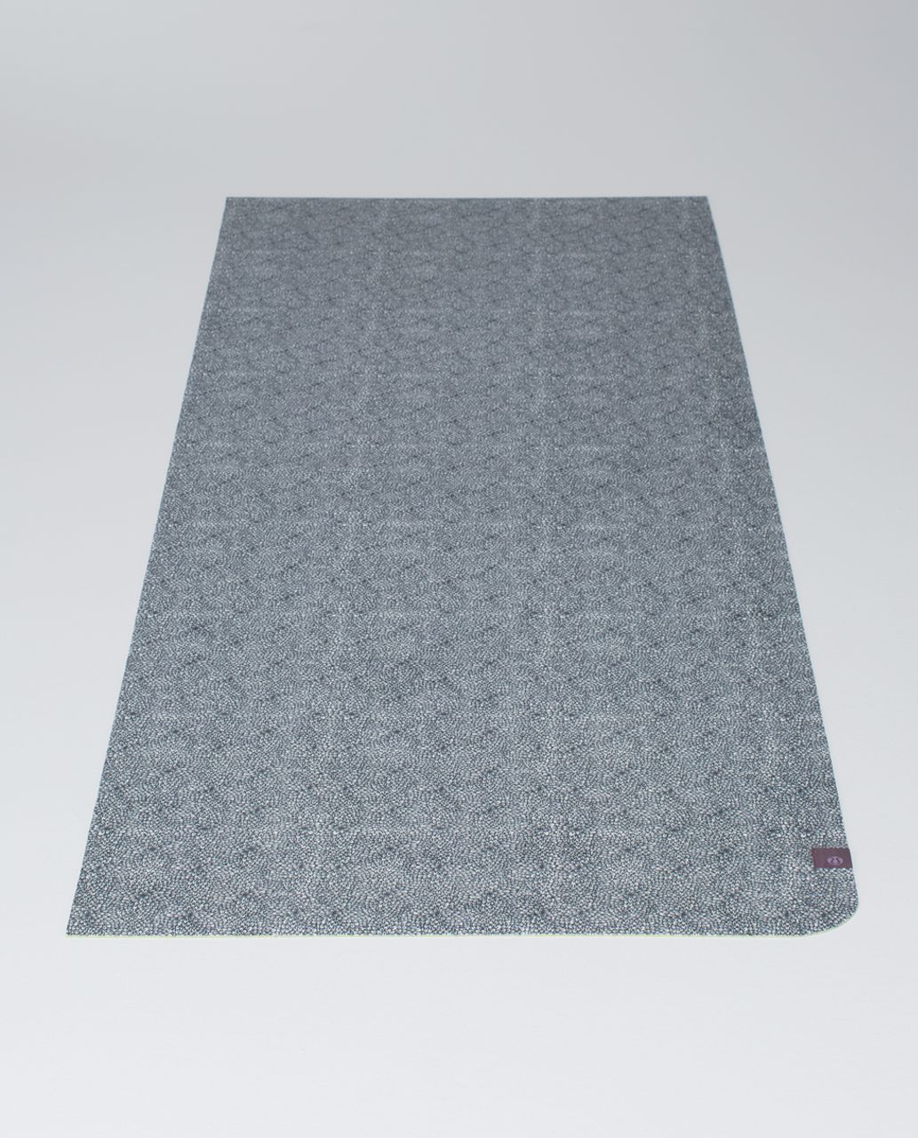 Lululemon The Hot (Towel) Mat - Plush Petal Black Ghost / Almost Pear