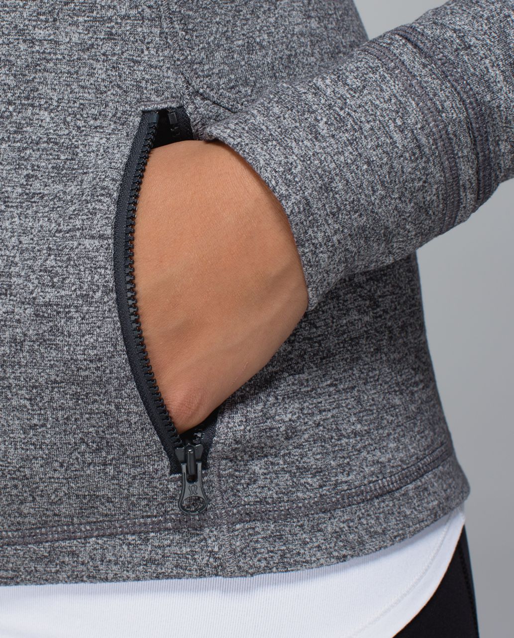 Lululemon Forme Jacket (Cuffins) - Heathered Deep Coal