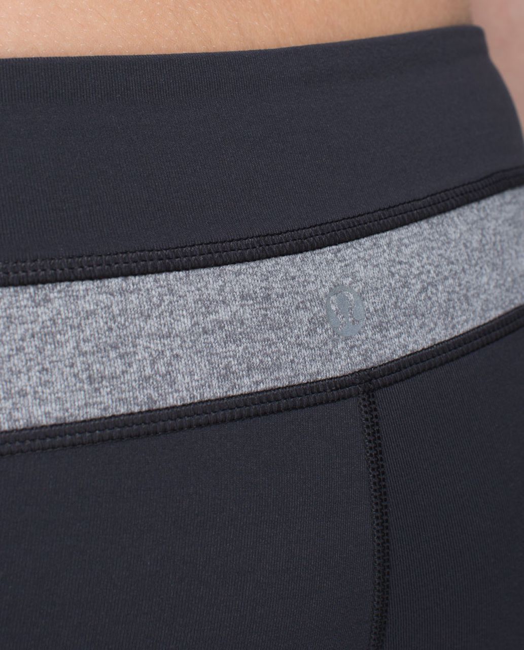 Lululemon Groove Short (Regular) - Deep Coal / Heathered Slate