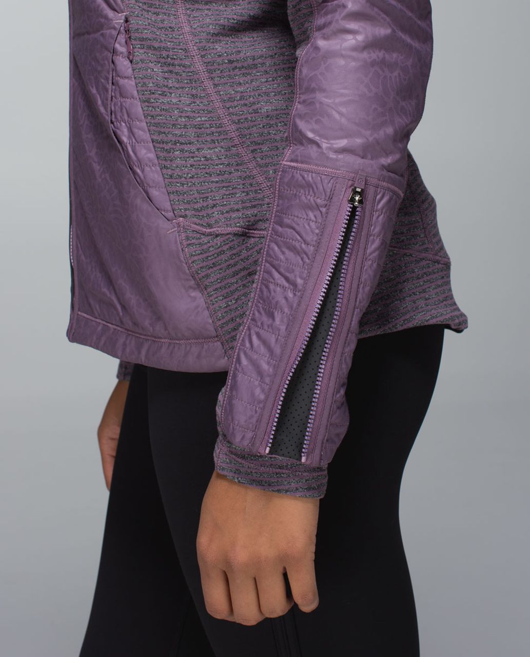 Lululemon Rebel Runner Jacket - Petal Camo Embossed Purple Fog / Hyper Stripe Purple Fog Heathered Black / Purple Fog