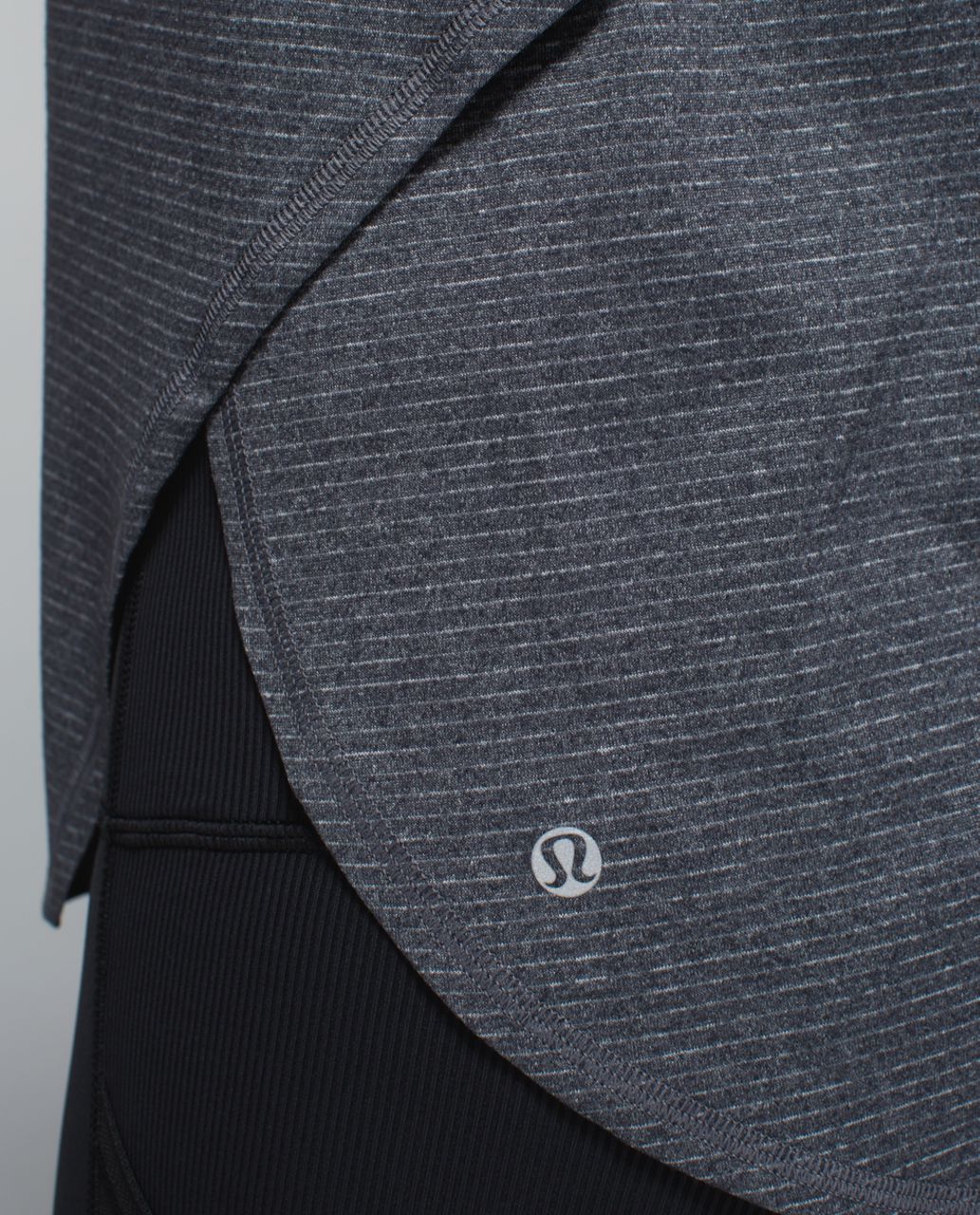 Lululemon Seek The Heat Tank - Heathered Deep Coal / Hyper Stripe Mauvelous Heathered Black