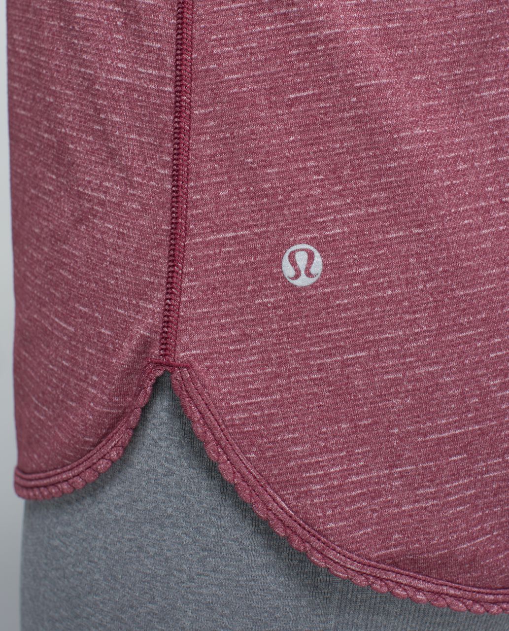 Lululemon 105 F Singlet - Heathered Rust Berry