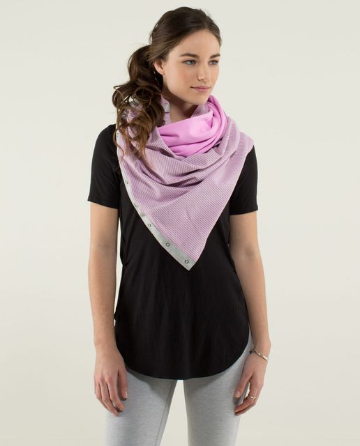 LULULEMON VINYASA SCARF JACQUARD - AEKV (Misted Jacquard Black Nocturnal  Teal): Buy Online at Best Price in UAE 