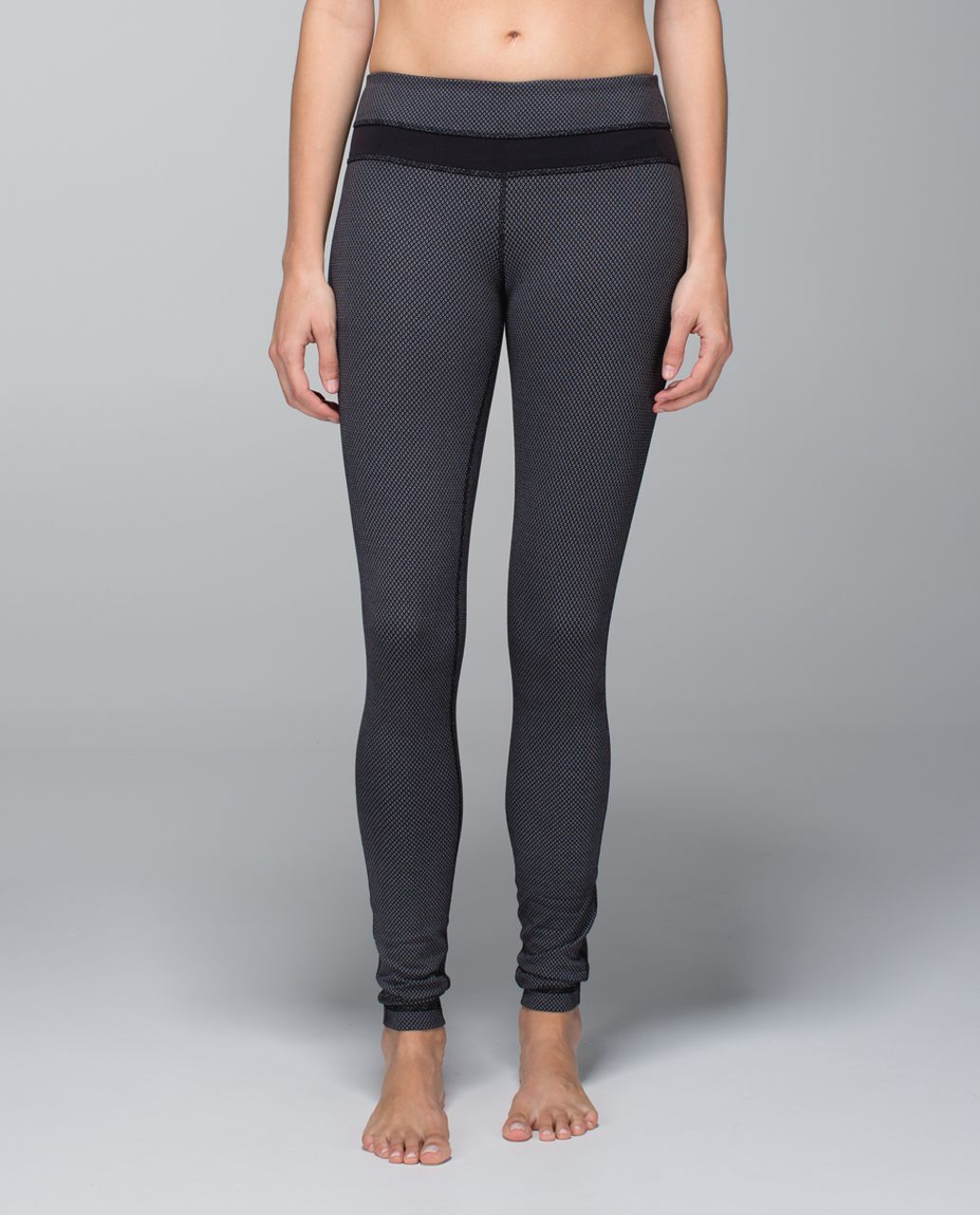 Lululemon Wunder Groove Pant - Diamond Dot Black White / Black - lulu ...