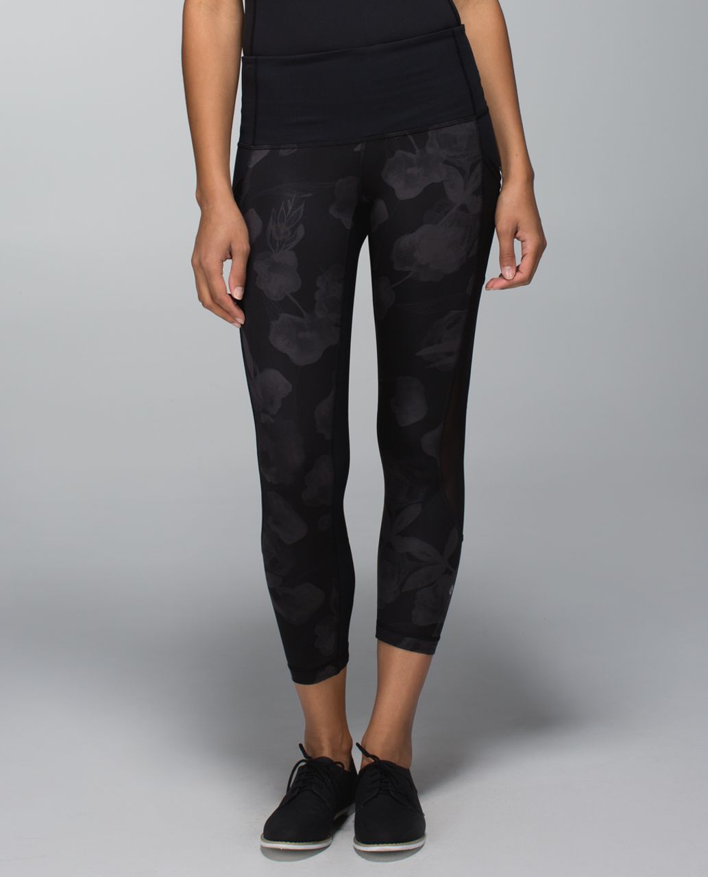 soot seek lululemon inky heat floral crop fanatics lulu