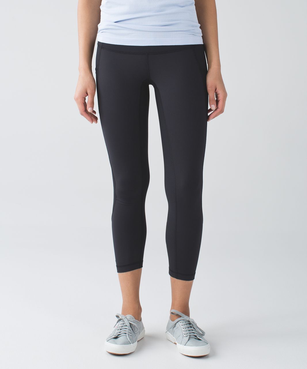 Lululemon Seek The Heat Crop - Black