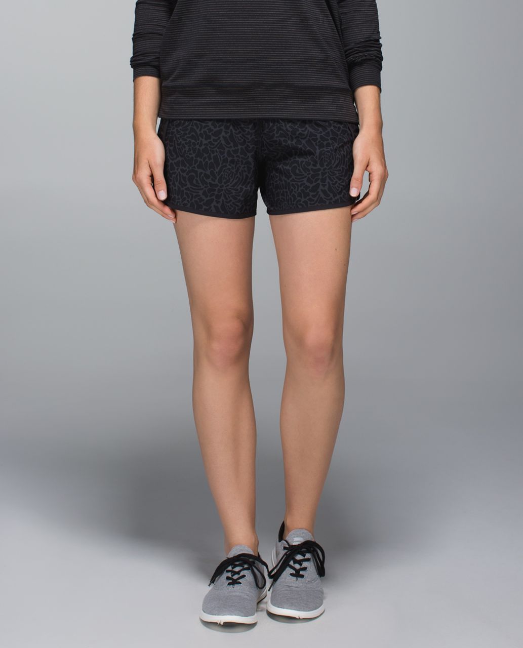 Lululemon Run Times Short *4-way Stretch - Petal Camo Printed Black Deep Coal / Black