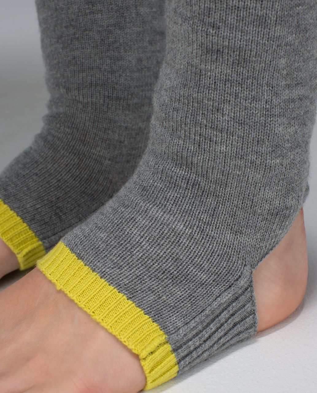 Lululemon Evolution Leg Warmers - Heathered Medium Grey / Almost Pear