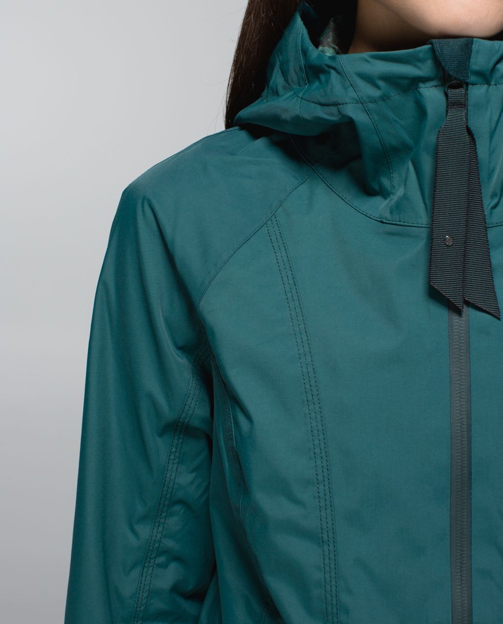 Lululemon Right As Rain Jacket - Fuel Green