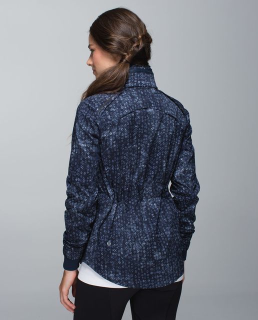 Lululemon Spring Forward Jacket - Stripe Dot Cadet Blue Lululemon Spring Forward Jacket - Stripe Dot Cadet Blue