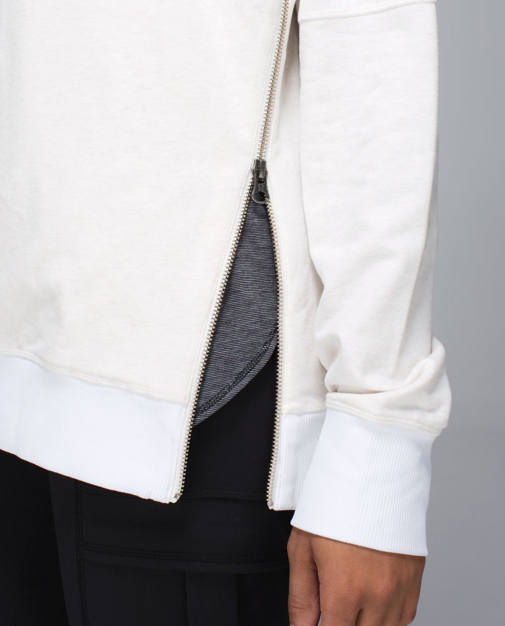 Lululemon Om & Roam Pullover - Heathered Angel White / Ghost / White