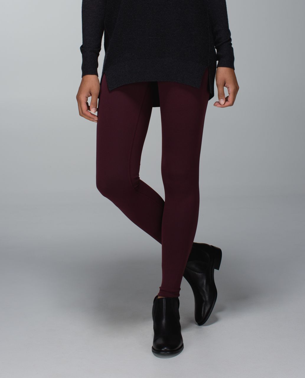 Lululemon wunder under pants stripes bordeaux drama review 1 - Agent  Athletica