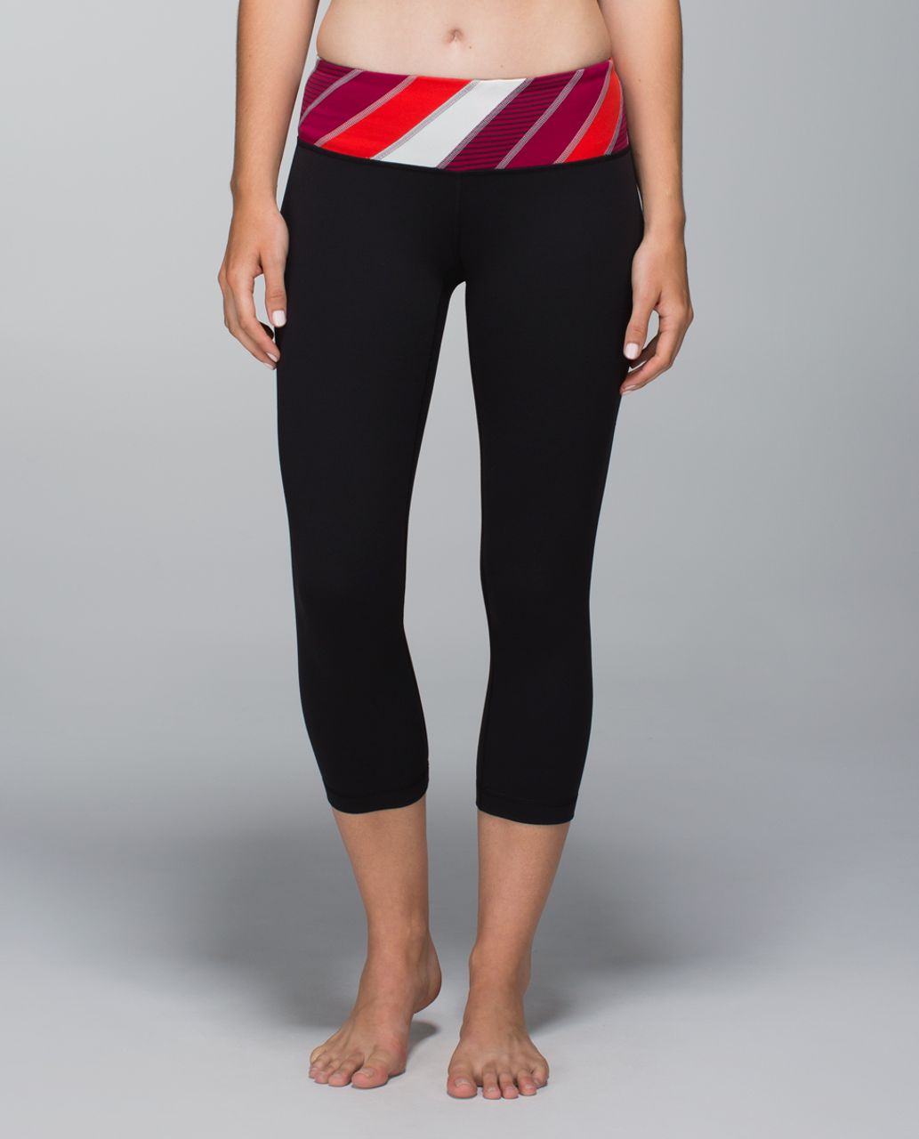 Lululemon Wunder Under Crop II *Full-On Luon - Black / Fa14 Quilt 15