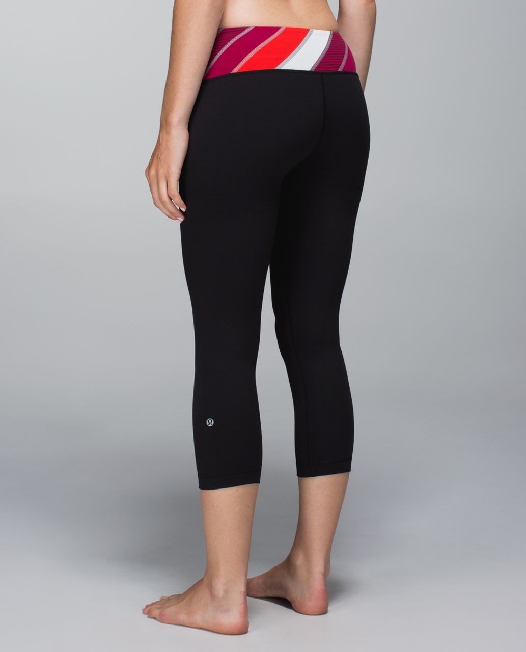 Lululemon Wunder Under Crop II *Full-On Luon - Black / Fa14 Quilt 15