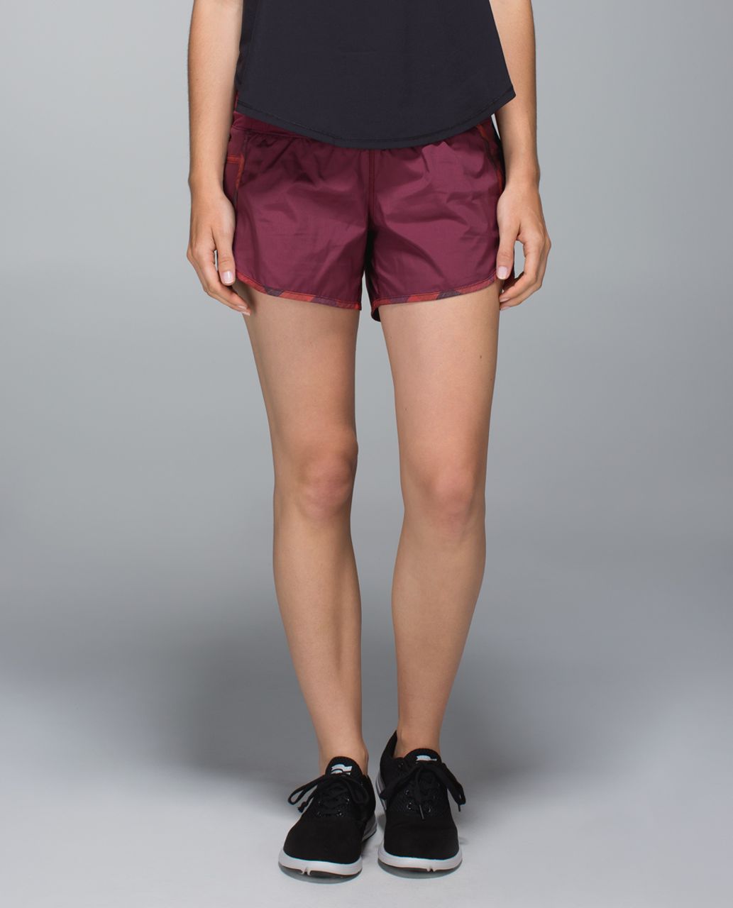 Lululemon Tracker Short II *2-way Stretch - Rust Berry / Yama Check Heathered Flaming Tomato / Rust Berry