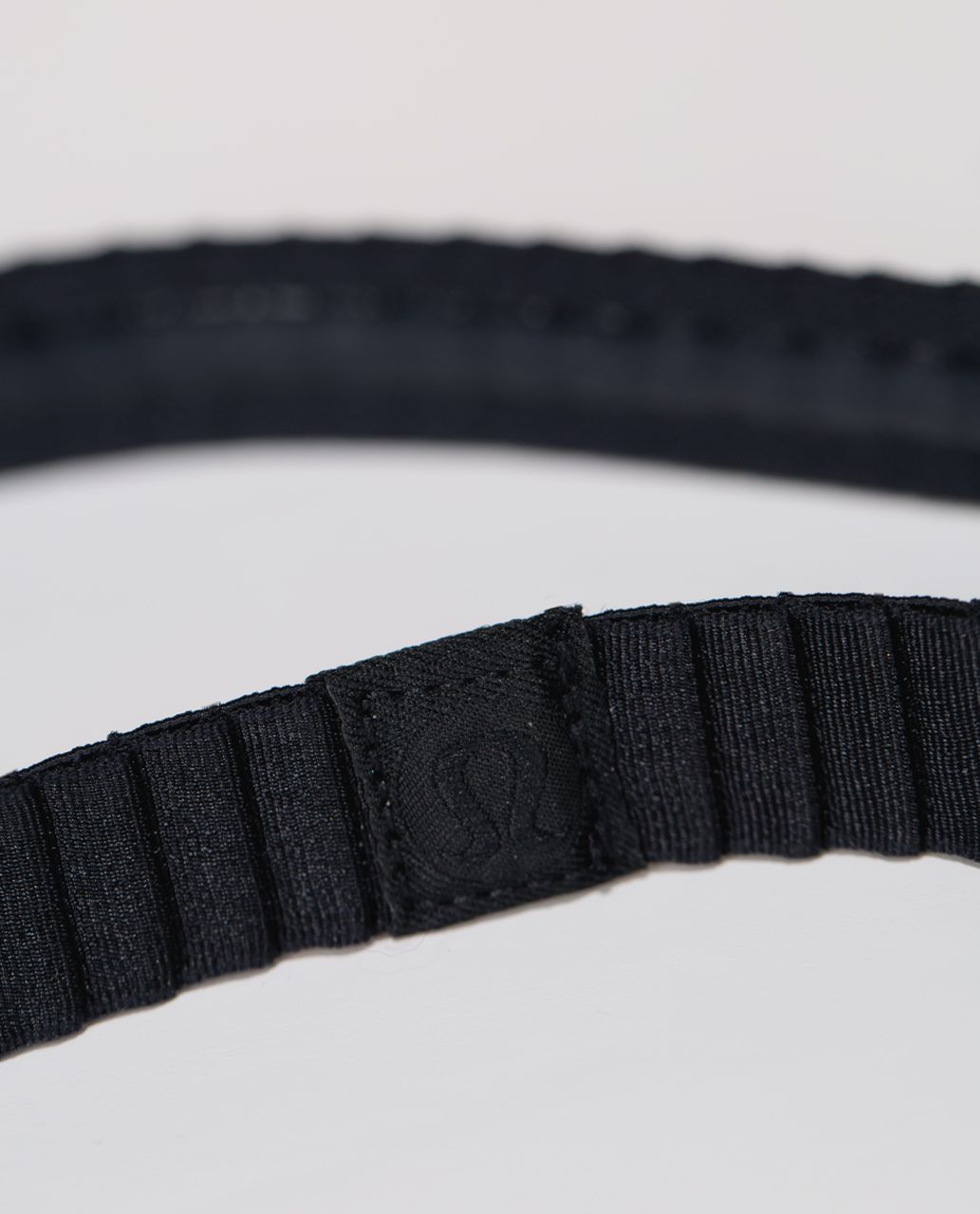 Lululemon Flow Into Crow Headband - Black (First Release)