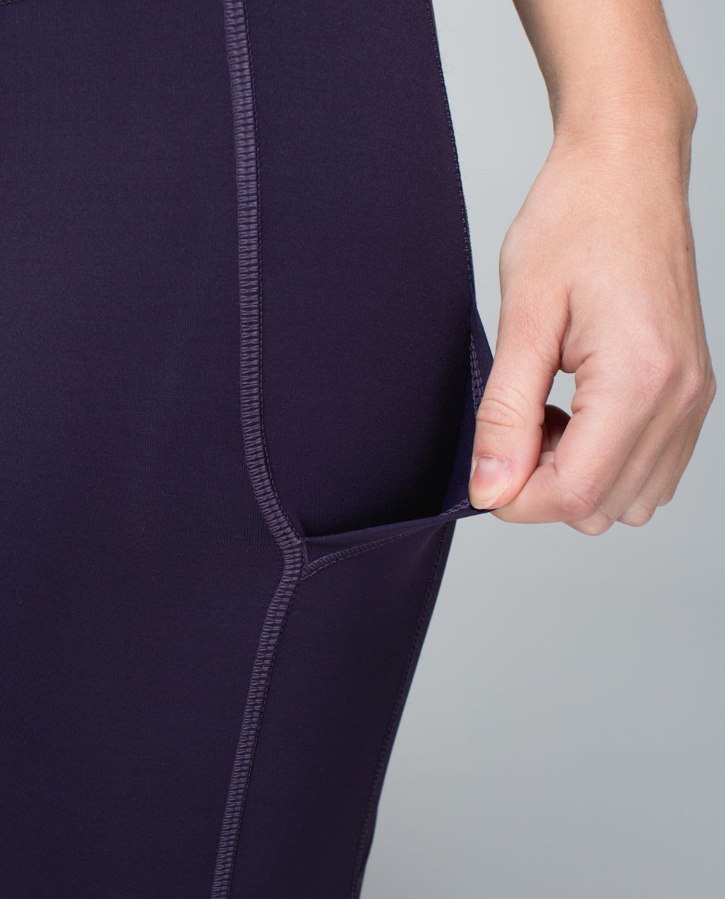 Lululemon Rebel Runner Crop - Black Grape / Wee Stripe Black Grape Heathered Black Grape