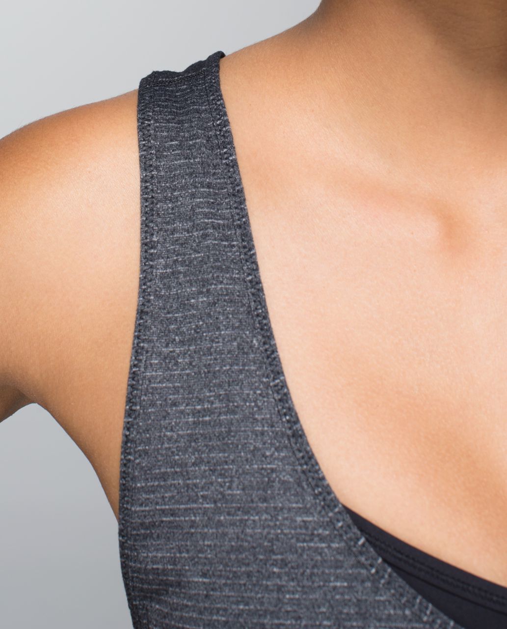 Lululemon Seek The Heat Tank - Heathered Black /  Black