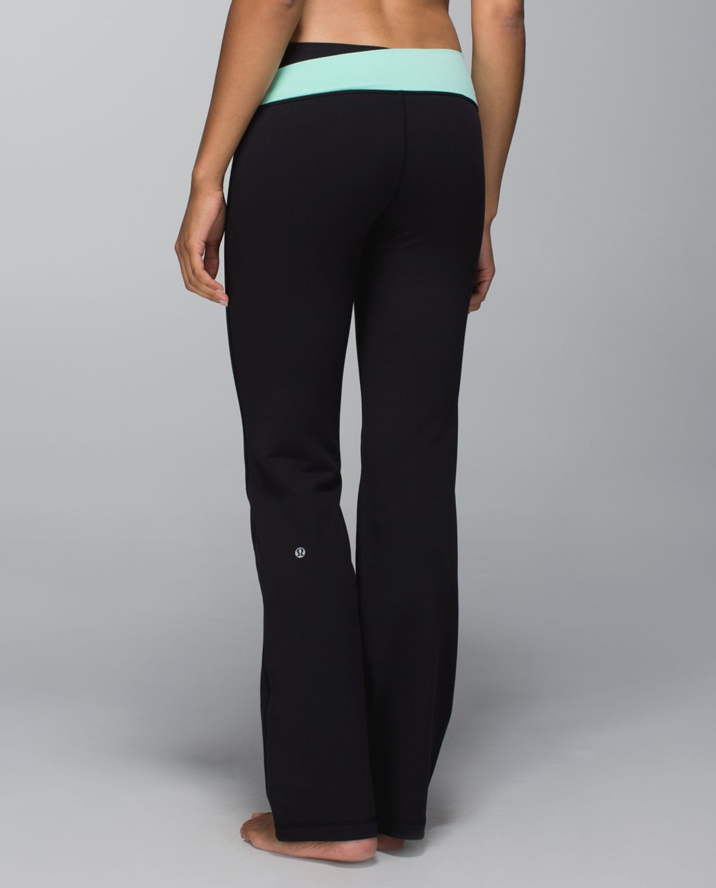 Lululemon Astro Pant *Full-On Luon (Regular) - Black / Toothpaste /  Heathered Slate - lulu fanatics