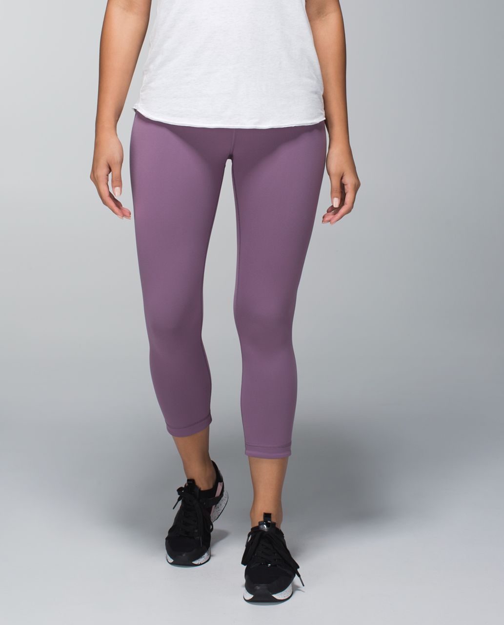 Lululemon Wunder Under Crop (Reversible) - Purple Fog / Black