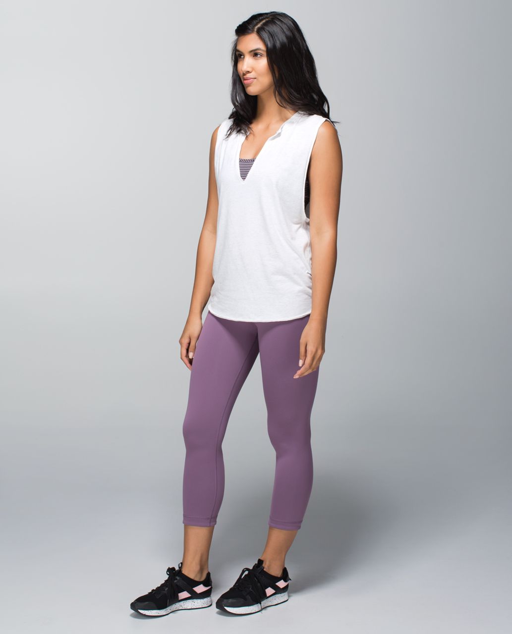 Lululemon Wunder Under Crop (Reversible) - Purple Fog / Black