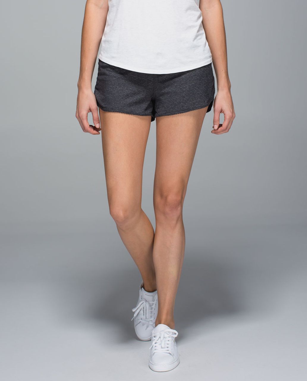 Lululemon Bhakti Yoga Short - Heathered Black